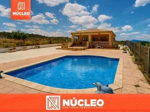 Casa rústica en Hondón de los Frailes