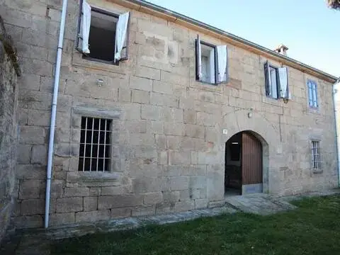 Casa rústica en Arroyal de los Carabeos