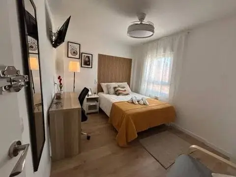 Habitación en calle del Parque Vosa