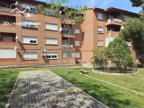 Piso en calle de Montalbán