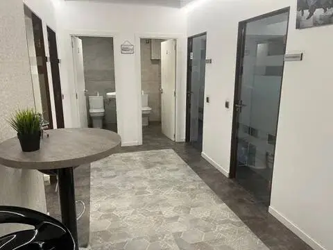 Local comercial en calle Carretera de Santa Coloma, 25