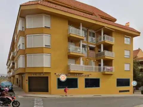 Local comercial en Carrer de València
