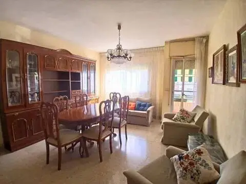 Piso en Casco Antiguo