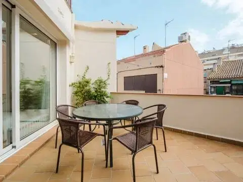 Casa adosada en Plaça de Pep Ventura