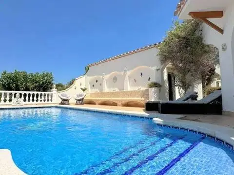 Chalet en Carrer de la Riera Ginjolers