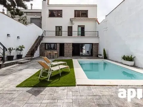 Chalet en Eixample-Sant Oleguer