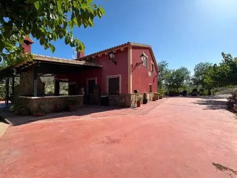 Chalet en Ojós