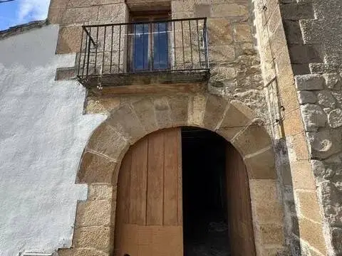 Casa rústica en calle Gogorra, 3