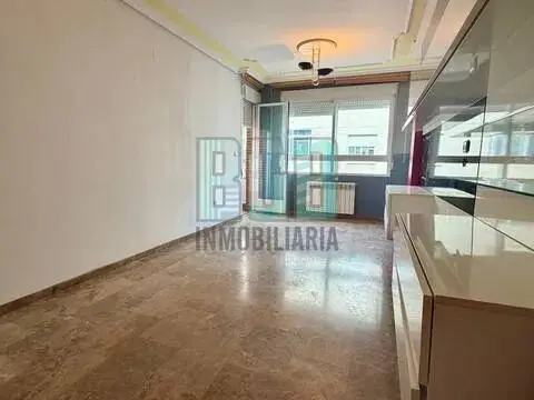 Piso en Santa Cruz-San Antonio Abad-Industria, Cañicas