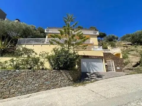 Chalet en Els Grecs-Mas Oliva