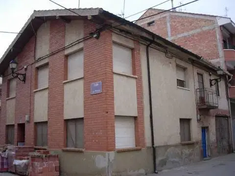 Casa adosada en calle La Parra, 1