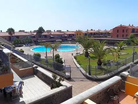 Piso en Costa del Silencio-Las Galletas