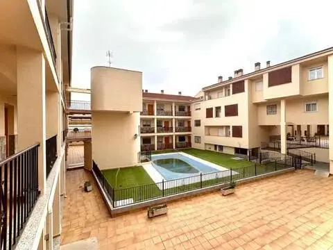 Piso en Zona de San Cayetano-Avenida Cristóbal Colón