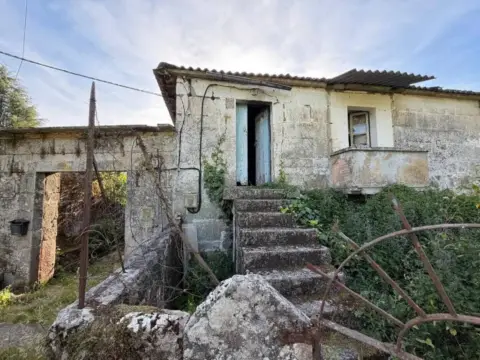 Chalet en San Cristovo de Cea