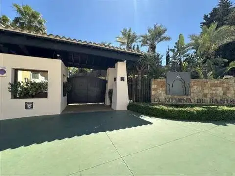 Piso en Nueva Andalucía-Centro