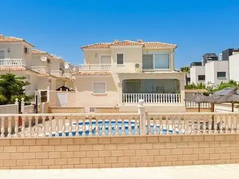 Chalet en Los Dolses-Montezenia-Lomas de Cabo