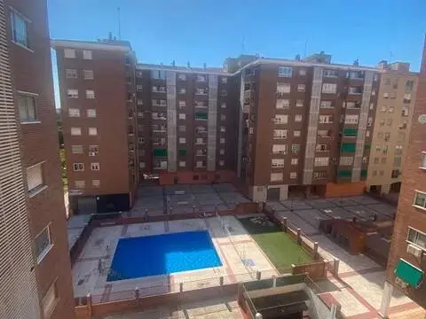 Piso en Actur-Rey Fernando