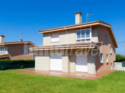Chalet en calle Rua Nantes, 5