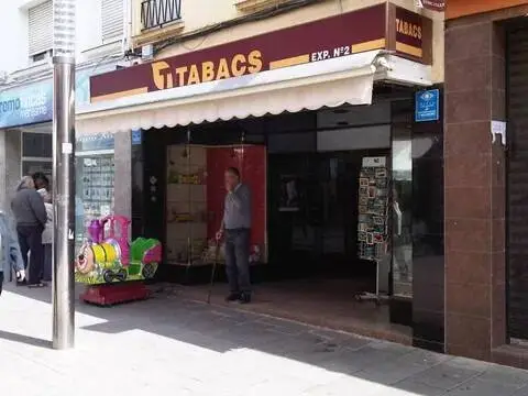 Local comercial en Roquetes