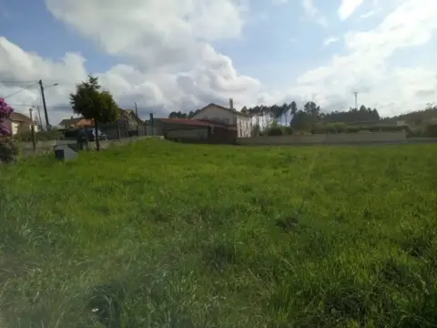 Terreno en A calle (Tella)