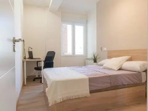 Habitación en calle de Hilarión Eslava