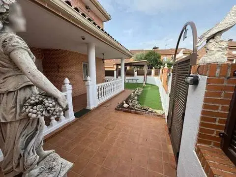Casa adosada en Griñón