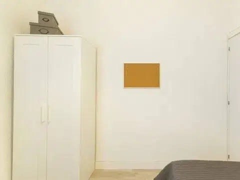 Habitación en calle de Donoso Cortés