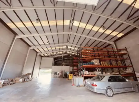 Nave industrial en Pego
