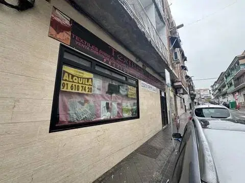 Local comercial en calle de Fátima