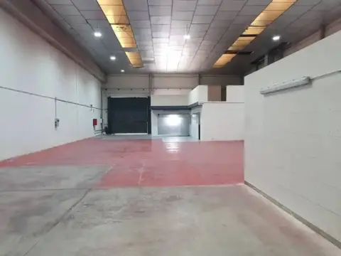 Nave industrial en Fuente del Jarro