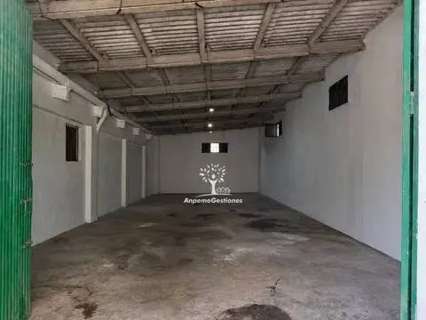 Nave industrial en calle Gran Via Aulio Cornelio, 3