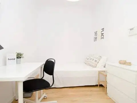 Habitación en calle de la Colegiata