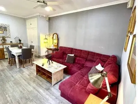 Piso en Pinar Alto-Crevillet-Menesteo