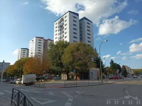 Local comercial en Río Vena-G2-Plantío