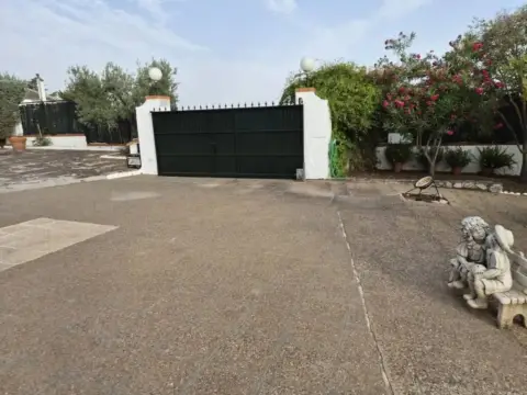 Chalet en calle calle El Aparejo, 4