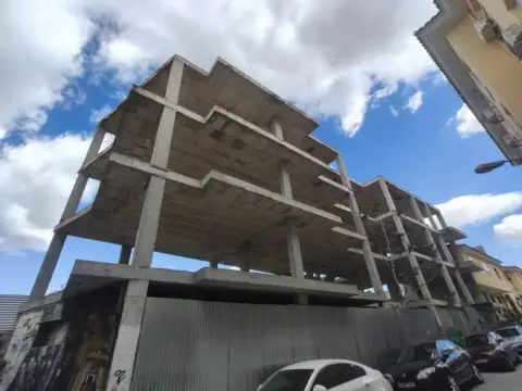 Edificio en Baza