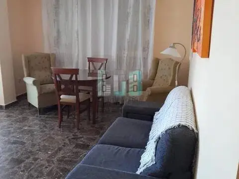 Piso en Sepulcro Bolera-Universidad-Hermanos Falcó