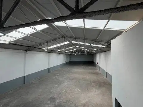 Nave industrial en Los Prados