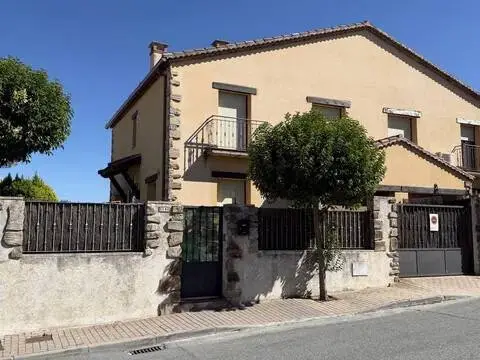 Casa en calle de la Caseta