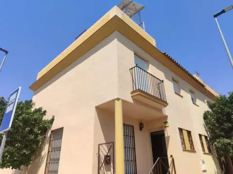 Chalet en calle del Invierno
