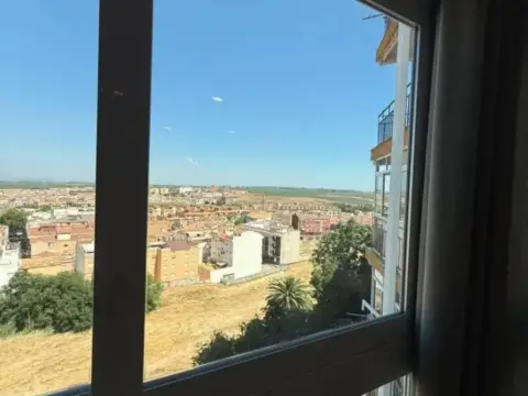 Piso en Linares