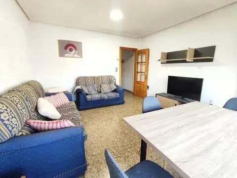 Piso en Hospital-Parque Sur