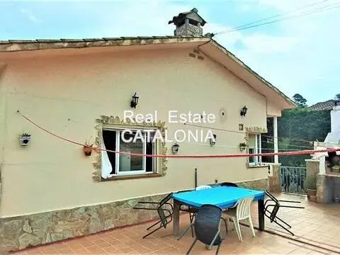 Chalet en calle Camino de Montbarbat Nn
