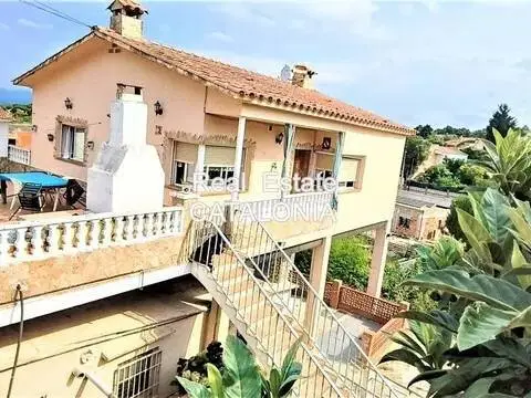 Chalet en calle Camino de Montbarbat Nn