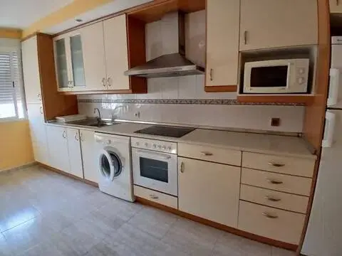 Piso en La Almunia de Doña Godina