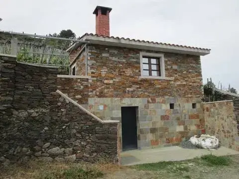 Casa rústica en calle Sobrecedo, 614