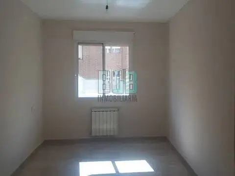 Piso en Santa Cruz-San Antonio Abad-Industria, Cañicas