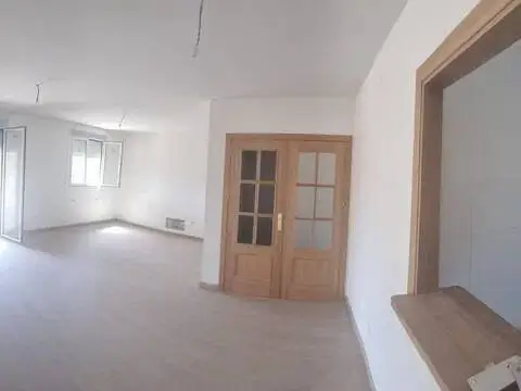 Casa en Navaluenga
