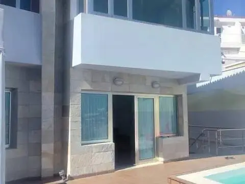 Chalet en calle Tara