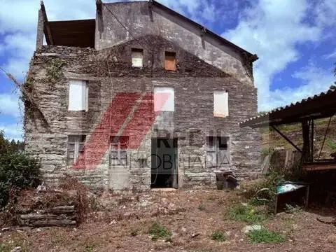 Chalet en A Chantada (Requeira)